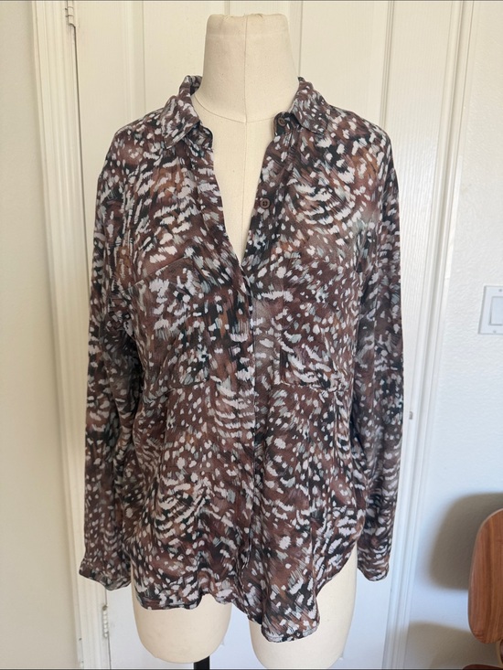 cloth & stone Tops - Cloth & Stone Printed button-up blouse
